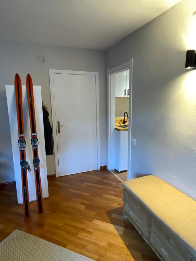 Tuca - Apartamento Acogedor Con Garaje A 1 Km De ビエルハ エクステリア 写真